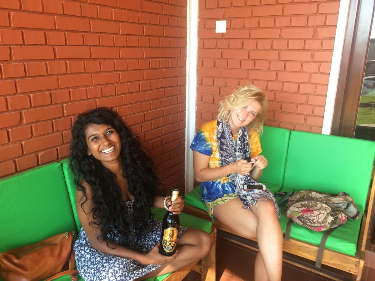 Explore Hostels Negombo Kochchikade المظهر الخارجي الصورة