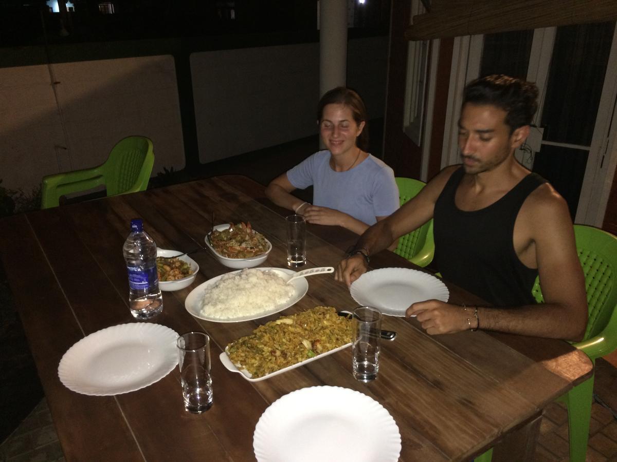 Explore Hostels Negombo Kochchikade المظهر الخارجي الصورة