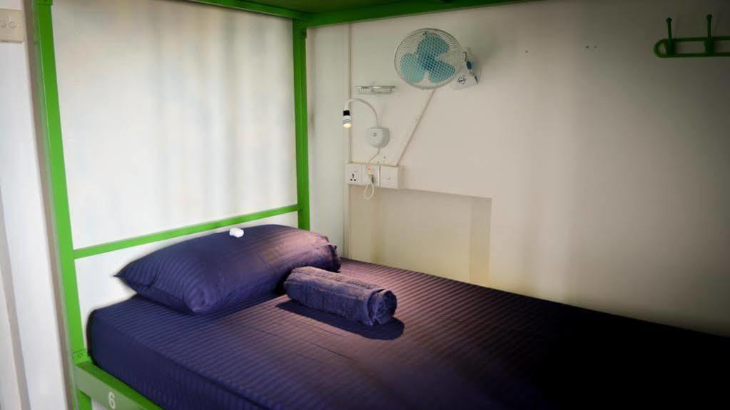 Explore Hostels Negombo Kochchikade المظهر الخارجي الصورة