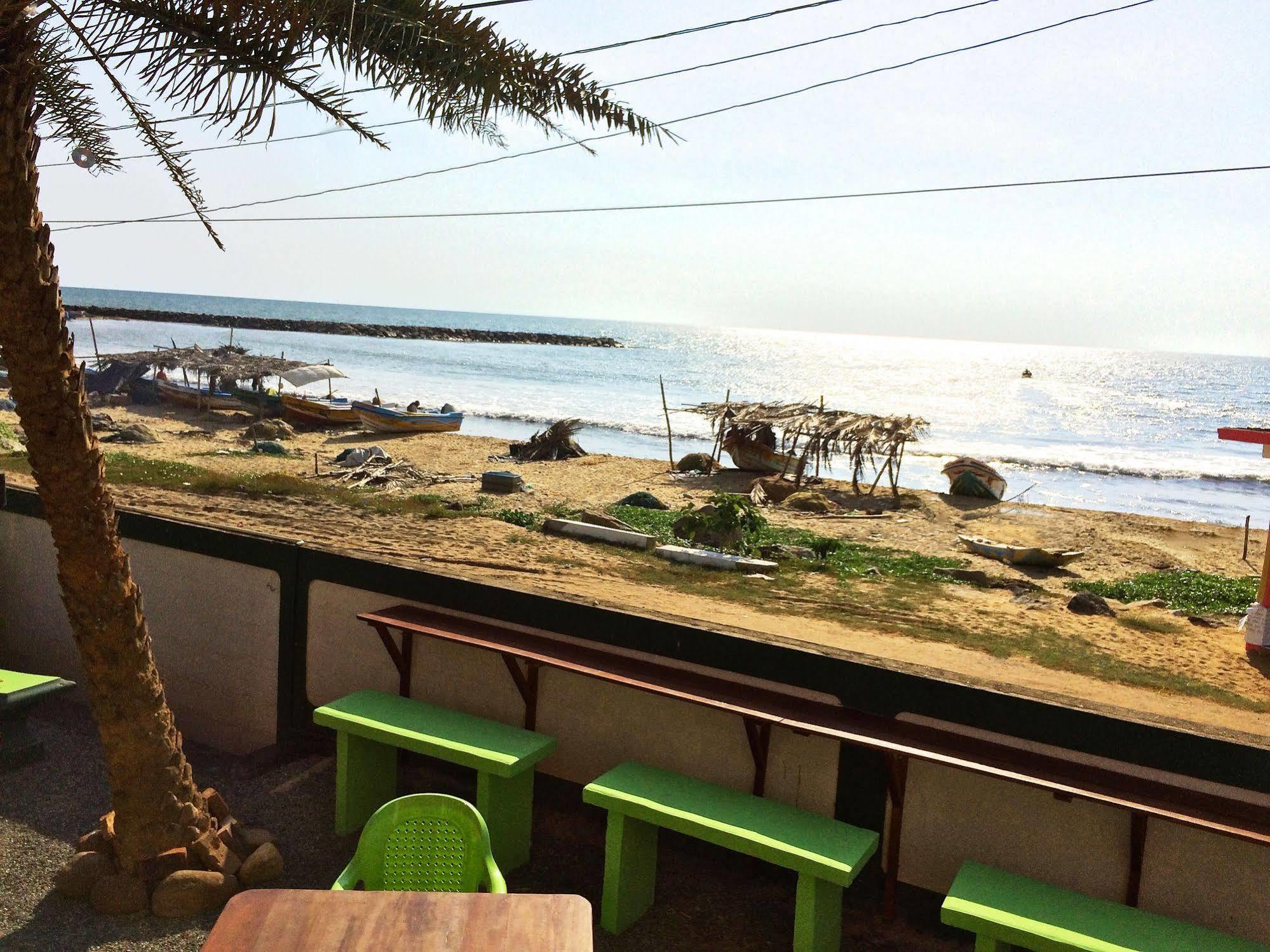 Explore Hostels Negombo Kochchikade المظهر الخارجي الصورة